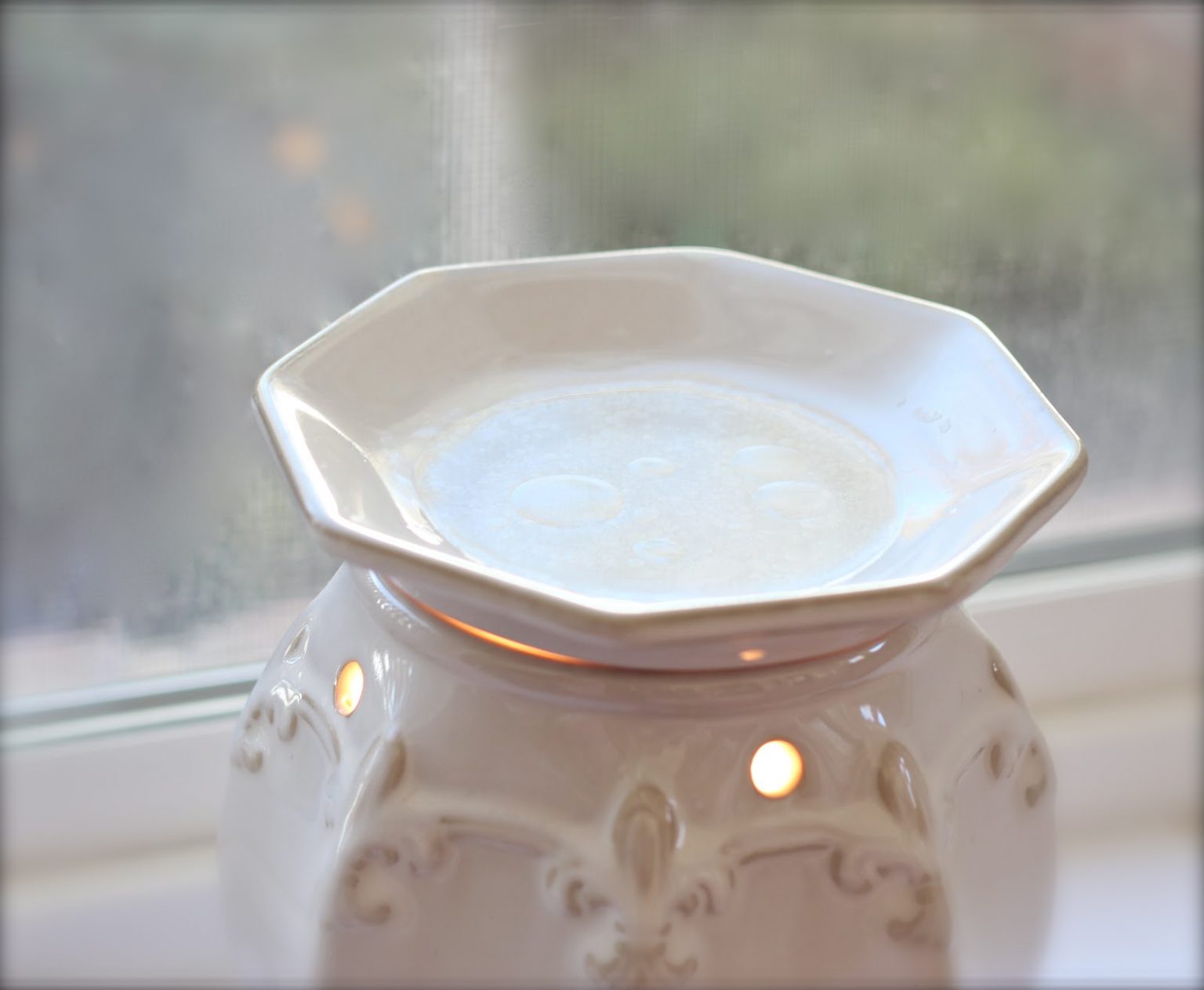 Can You Put Candle Wax in an Oil Burner?